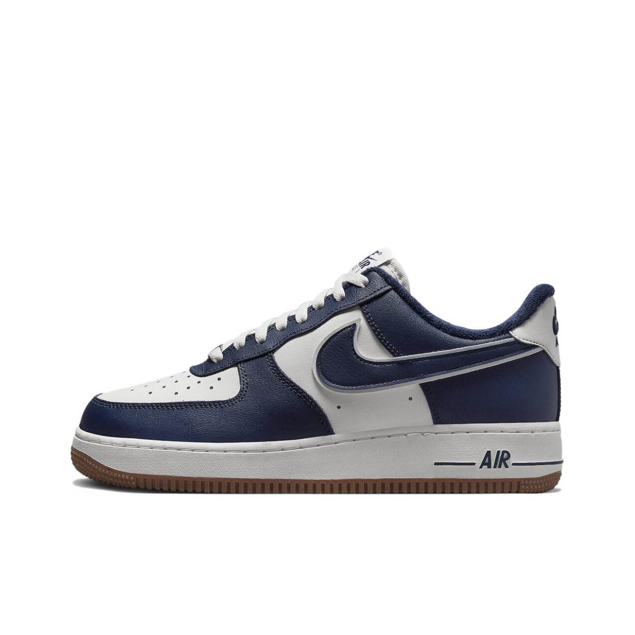 Nike Shoes Air Force 1 - حذاء نايك إير فورس 1 منخفض