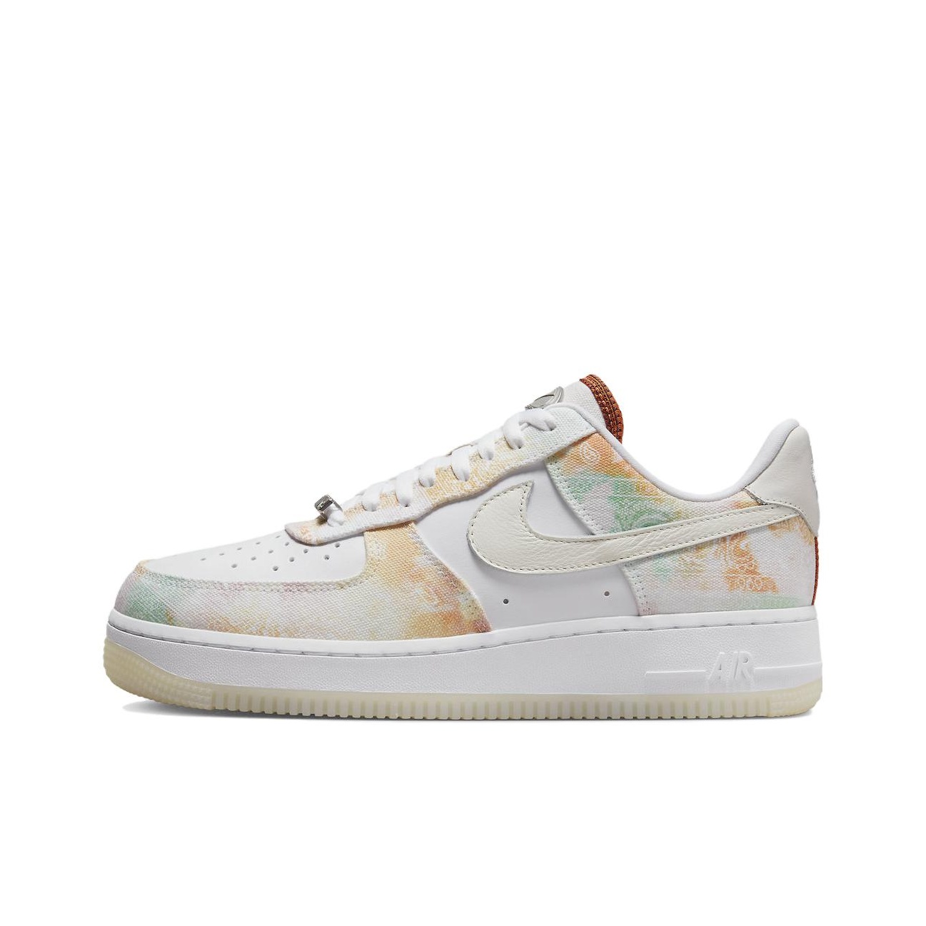 حذاء نايك إير فورس 1 لو توب لل - مراجعة Nike Shoes Air Force 1 وسعره