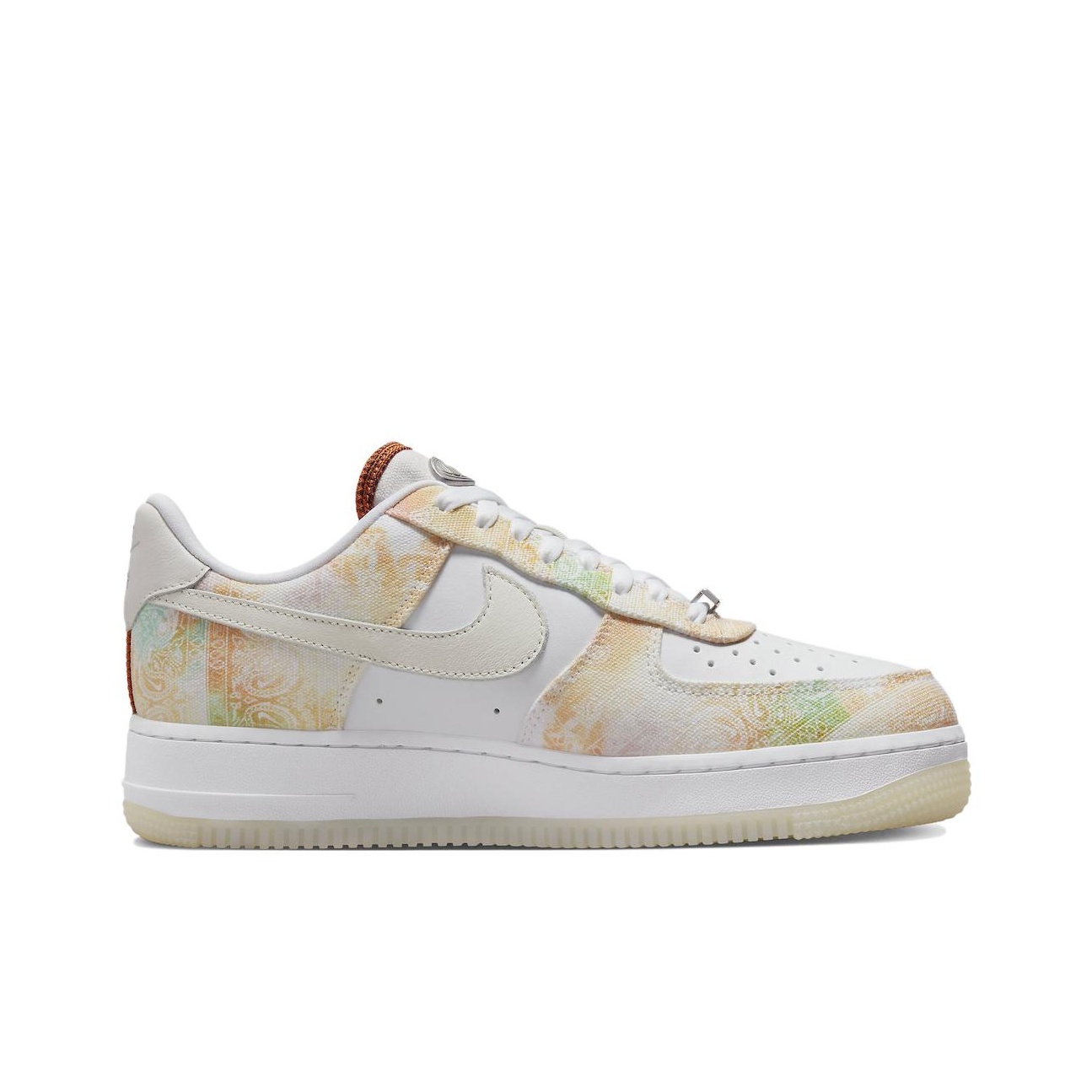 حذاء نايك إير فورس 1 لو توب لل - مراجعة Nike Shoes Air Force 1 وسعره