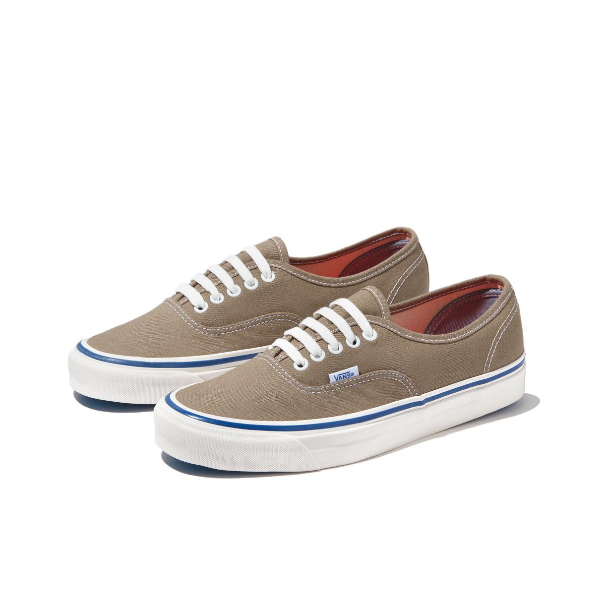 حذاء فانز أوتنتيك 44 دي إكس لل - مراجعة Vans Shoes Authentic وسعره