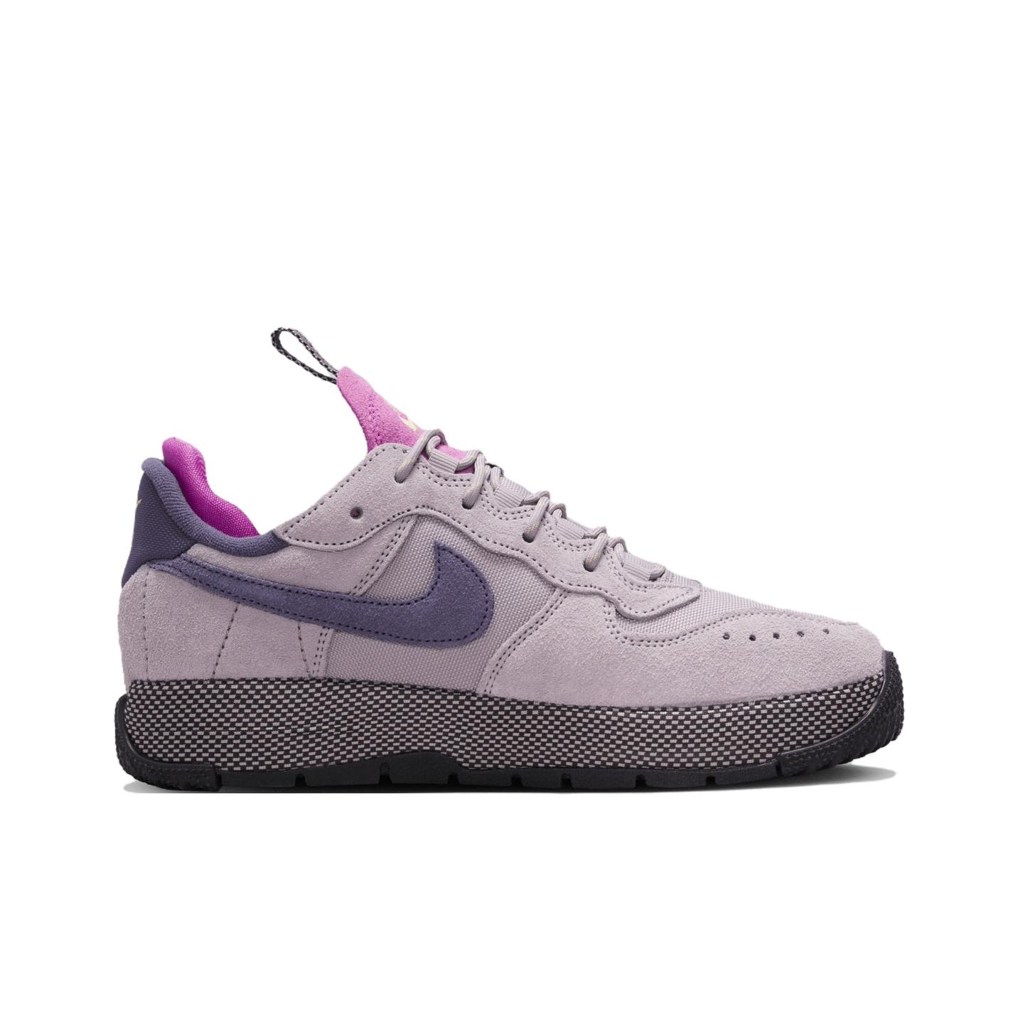 حذاء نايك إير فورس 1 للنساء من - مراجعة Nike Shoes Air Force 1 وسعره