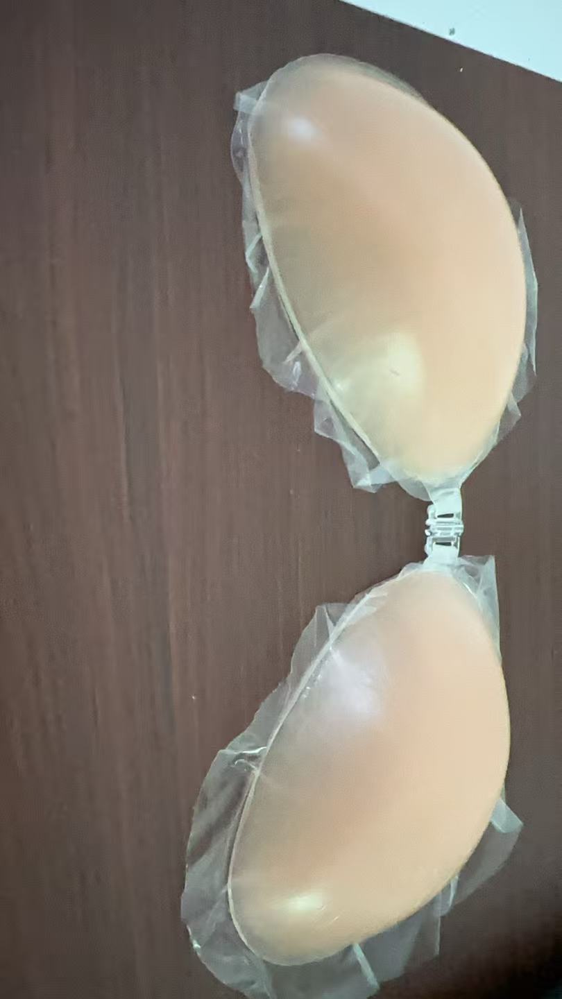 حمالة صدر سيليكون نوبرا للنساء - مراجعة Silicone Bra Adhesive وسعره